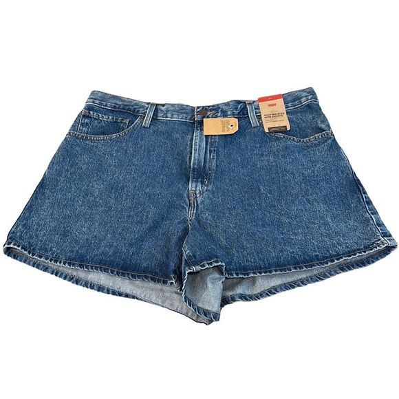 Levi's Pants - Levi’s High Waisted Mom Shorts Size 18w